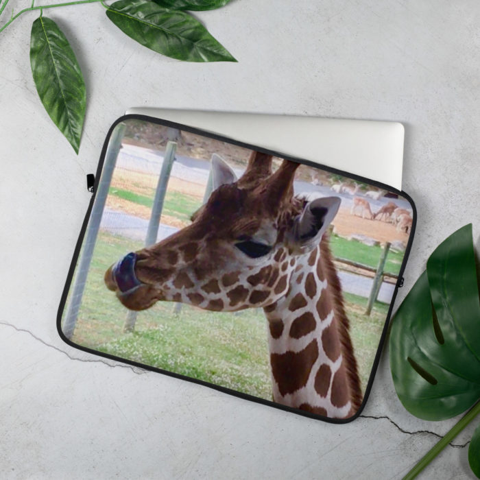 Giraffe Laptop Sleeve - Image 2