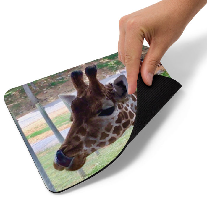 Giraffe Mouse pad